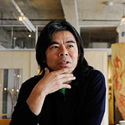 日比野 克彦（TURN 監修者、東京藝術大学 美術学部 先端芸術表現科 教授）